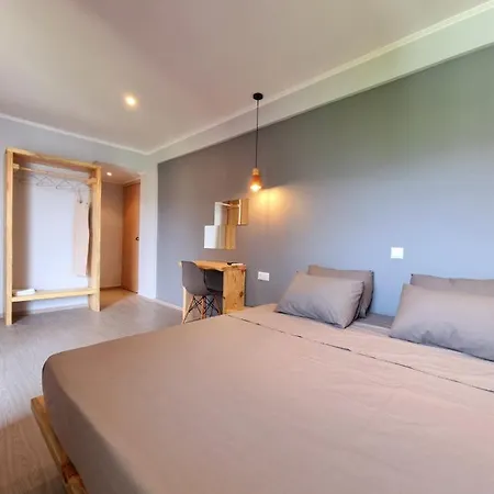 Karagiannis Hotel 2*