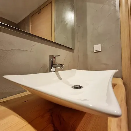 Karagiannis 2* Limenaria (Thasos)