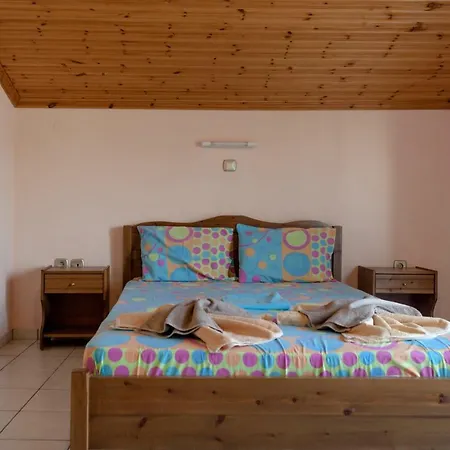 Karagiannis 2* Limenaria (Thasos)