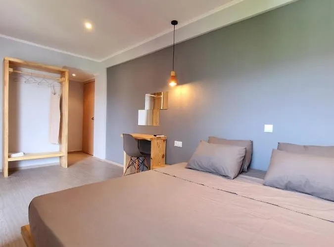 Karagiannis Hotel 2*